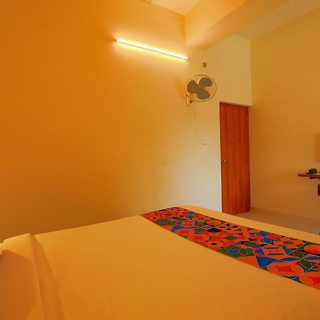 Fabhotel Gr Lake View - Btm Layout バンガロール エクステリア 写真